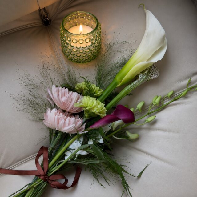 Scent meets sophistication.
When your candle becomes part of the moment not just the room.

This is what premium presentation looks like. Our handcrafted candles in artisan-textured glass vessels are designed to elevate every space, every occasion, every brand.

Paired beautifully with florals. Styled effortlessly for events, gifting suites, hotel lobbies, spa lounges & retail shelves.

Calling Wholesale Buyers & Retail Partners:
Bulk Orders Welcome - MOQ flexible for serious buyers

White Label & Private Branding available for corporate & gifting businesses

 Ideal for Hotels | Spas | Event Planners | Florists | Gift Retailers | Wedding Curators

Tiered Pricing, Better margins as your order scales

Worldwide Delivery with secure bulk packaging

"Your customers don't just buy a candle they buy a feeling. Give them the best one."

DM us or comment "WHOLESALE" below to receive our exclusive B2B pricing catalogue today!

Festive season slots filling fast lock in your inventory now.

#BulkCandles #WholesaleCandles #CandleSupplier #B2BCandles #ArtisanCandles #PrivateLabelCandles #CandleWholesale #GiftingBusiness #EventDecorSupplier #HotelAmenities #SpaEssentials #FloralAndFragrance #RetailReady #FestiveInventory #HomeFragranceWholesale
